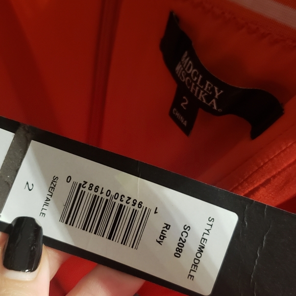 BADGLEY MISCHKA One Shoulder Bow Cocktail Dress - Picture 4 of 4